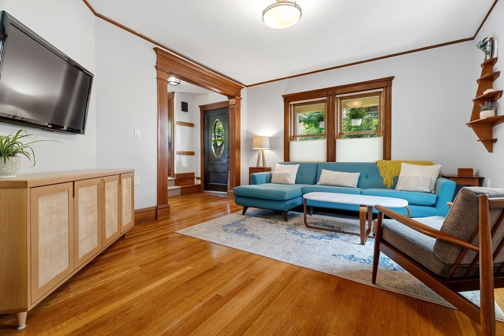 8 Mendum St