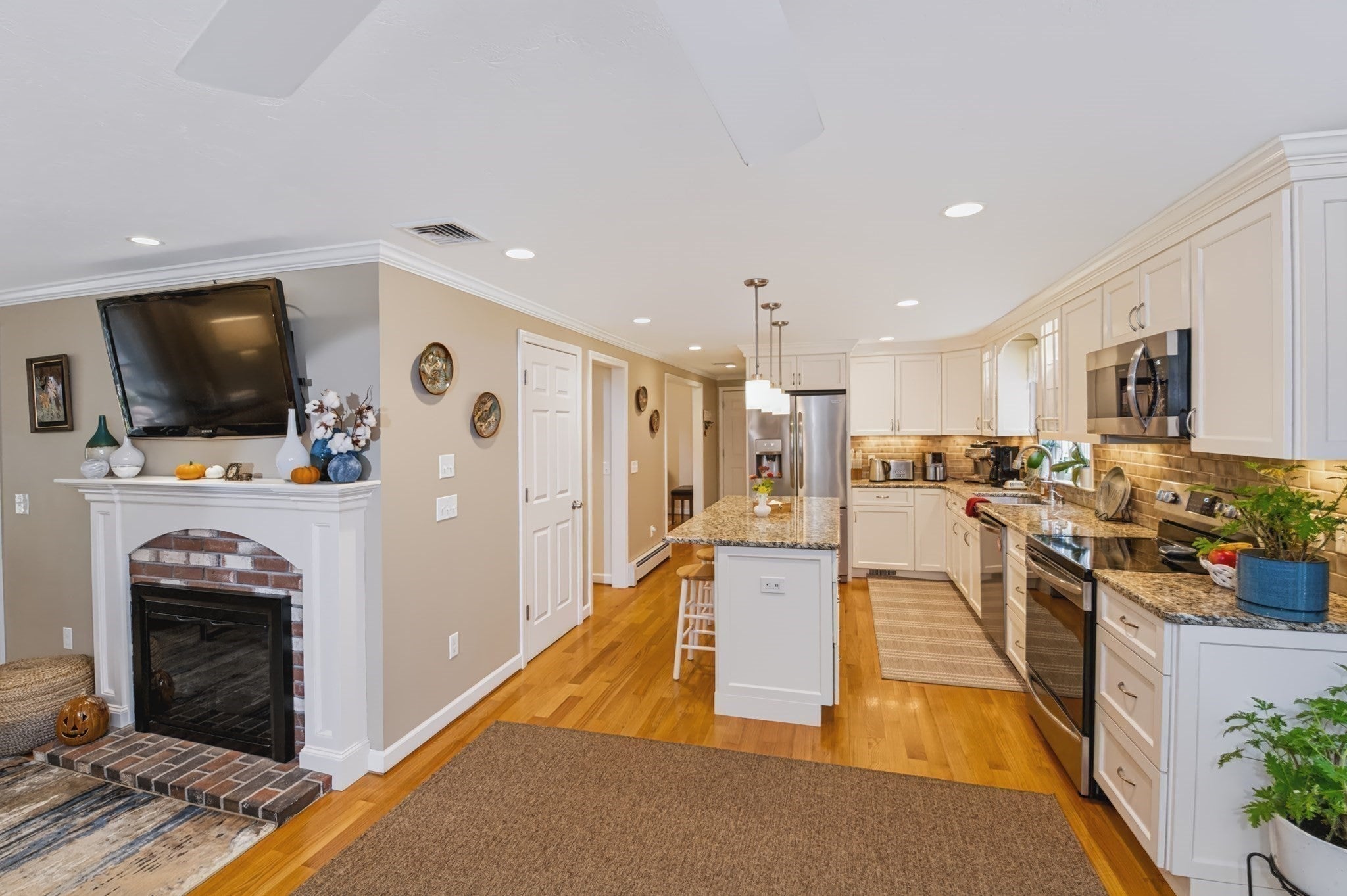 44 Clark Rd, Sturbridge, MA, 44 Clark Rd, Sturbridge, MA Photo #8