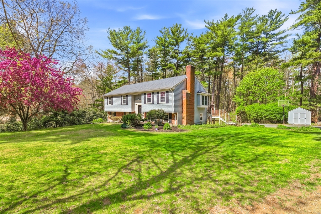 15 May Elm Ln, Norwell, MA Photo #3