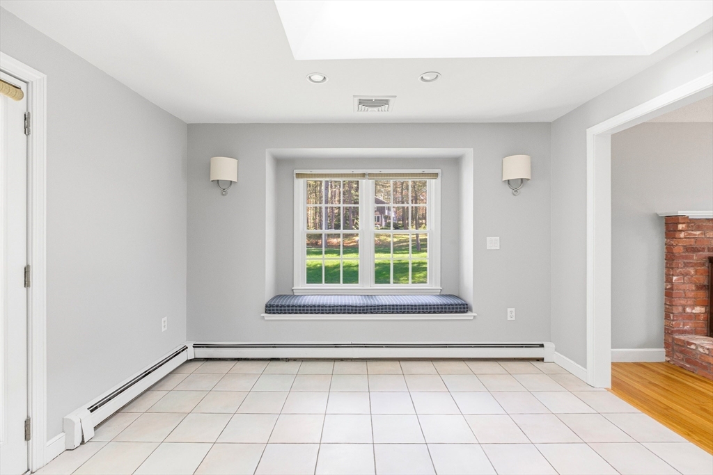 15 May Elm Ln, Norwell, MA Photo #9