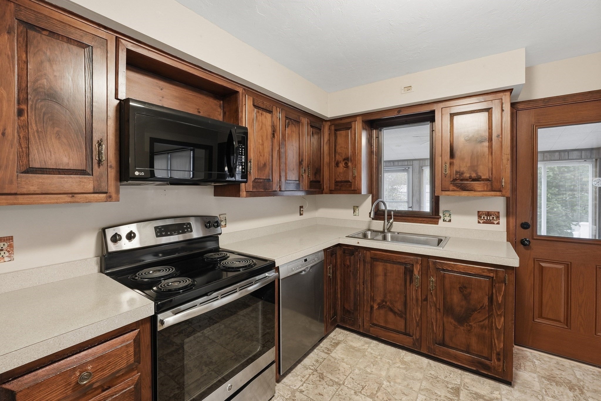 44 Dennison Hill Rd