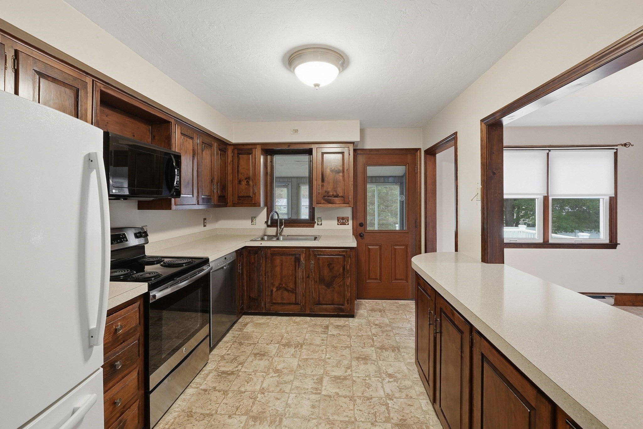 44 Dennison Hill Rd