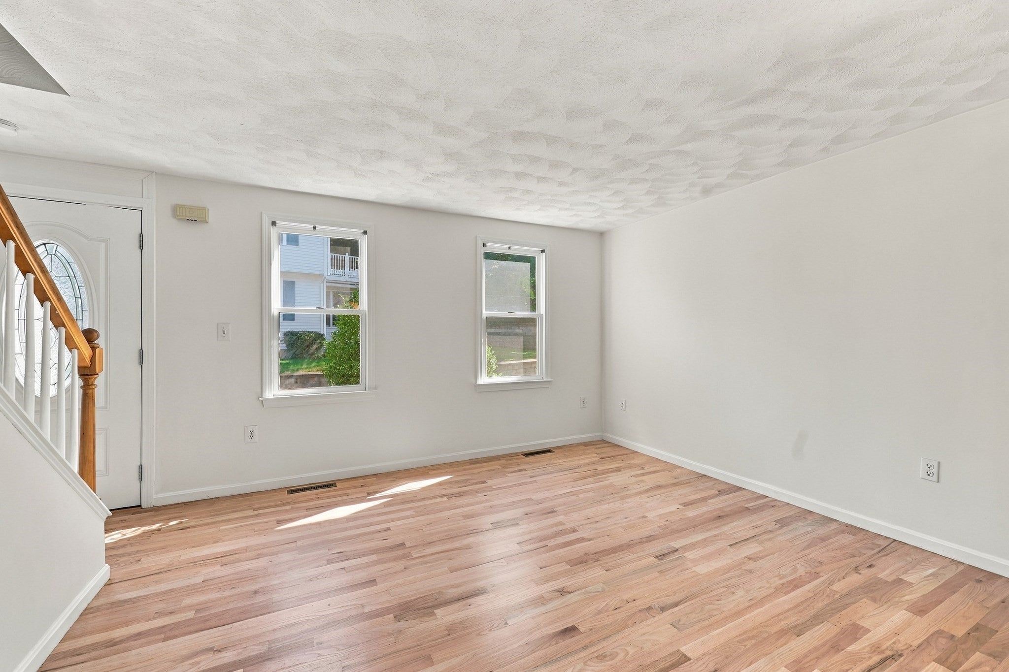 24 Hatikva Way, Chelmsford, MA Photo #9