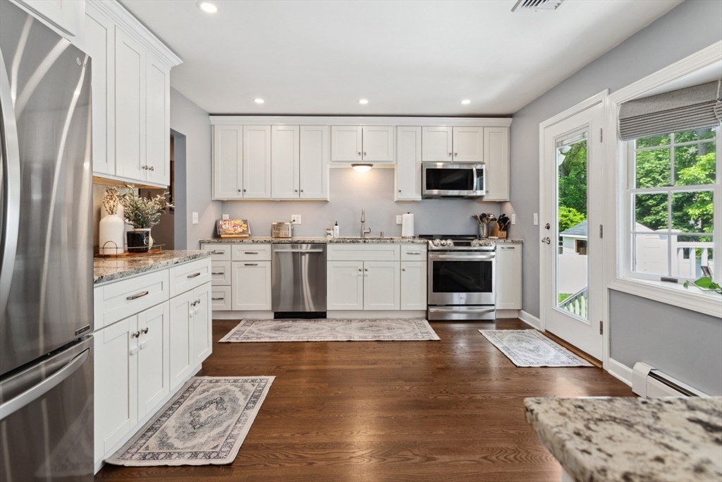 48 W Park Dr