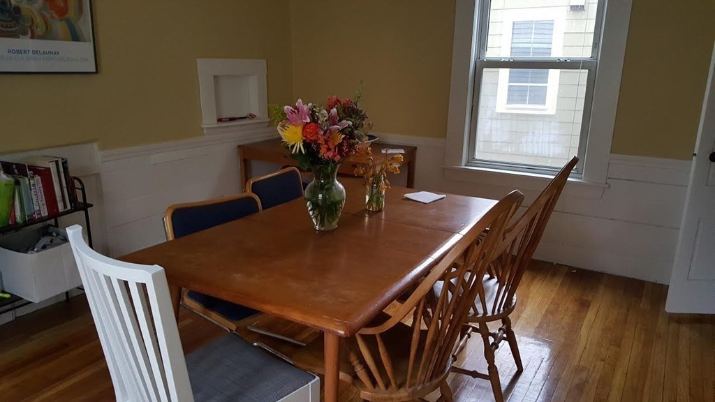 Cambridge, Massachusetts 02139, United States, 4 Bedrooms Bedrooms, ,3 BathroomsBathrooms,Residential,Active,158692