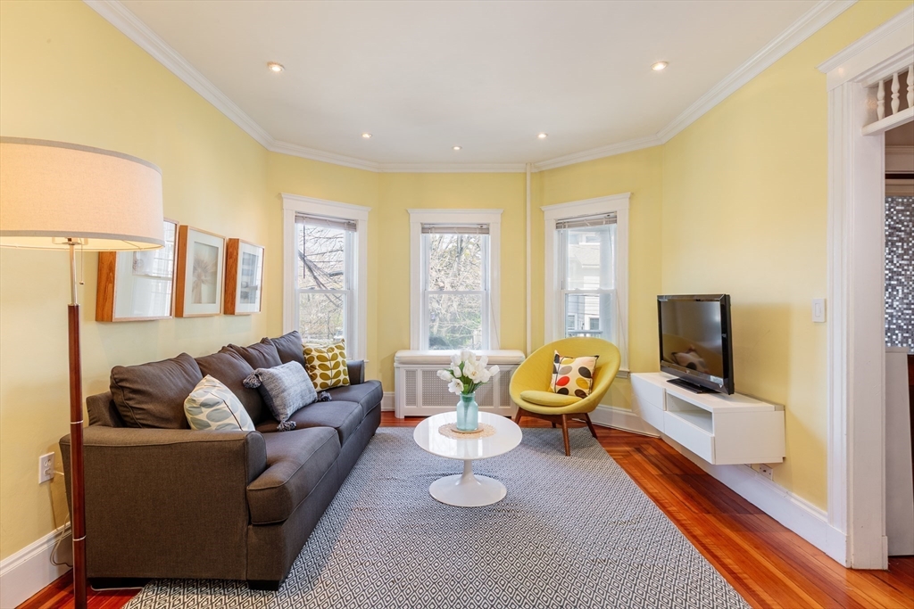 19 Willoughby Street