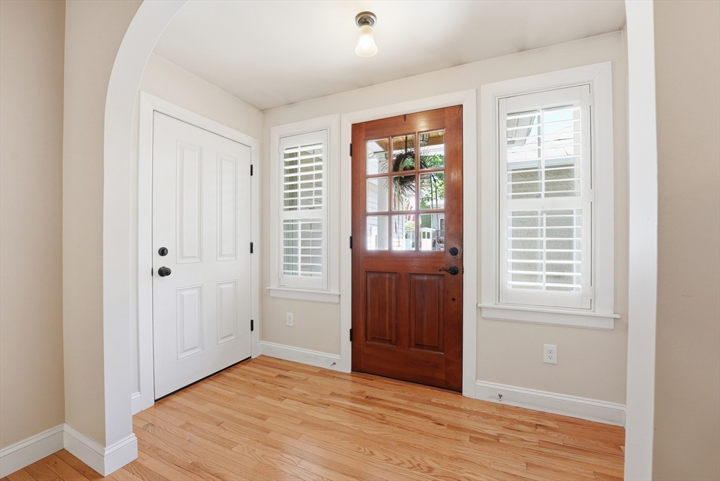 32 N Prospect St 4