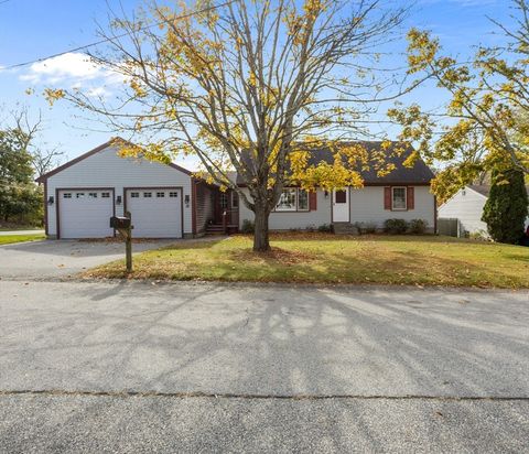 12 Beth Tiverton RI 02878