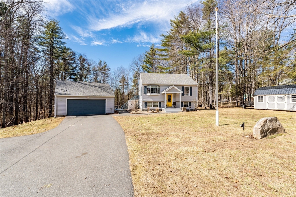 54 Mountain Rd