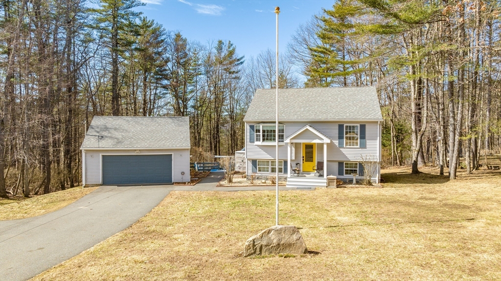 54 Mountain Rd