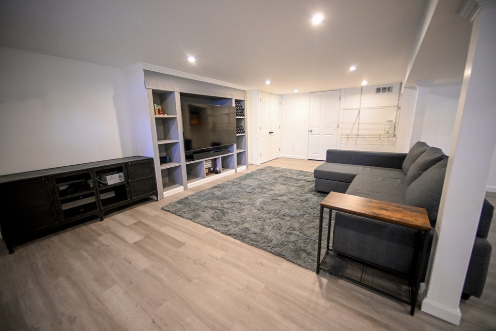 1111 Main St #1111, Hingham, MA Photo #15