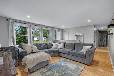 Photo of 579 E Falmouth Hwy, Falmouth, MA 02536 (MLS # 73551268)