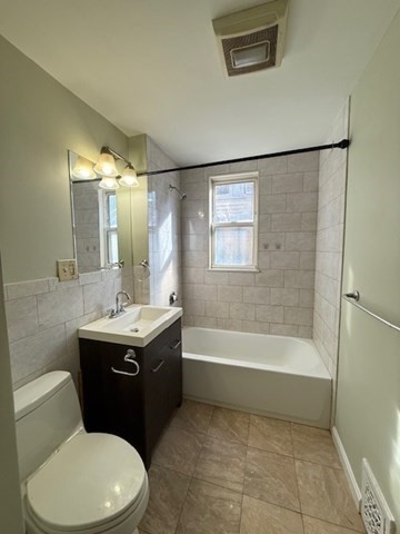 4412 Washington 2