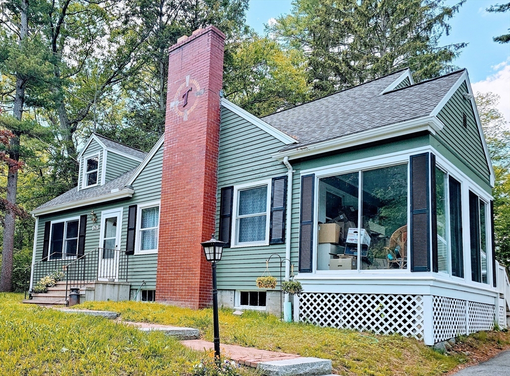 121 Mill St