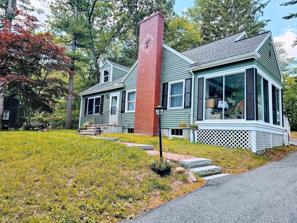 121 Mill St