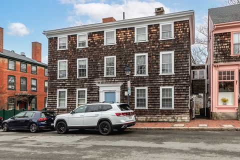 Photo of 102 Washington Street #1, Marblehead, MA 01945 (MLS # 73504202)