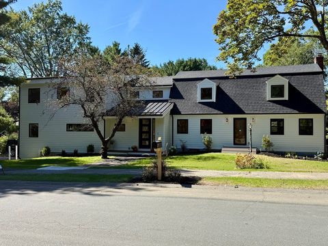 1 Maureen Rd Lexington MA 02420