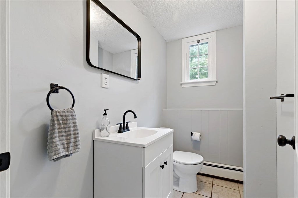 17 West Pond Road, Plymouth, MA, 17 West Pond Road, Plymouth, MA Photo #18