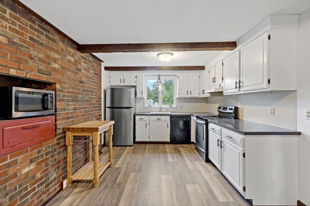 17 West Pond Road, Plymouth, MA, 17 West Pond Road, Plymouth, MA Photo #6