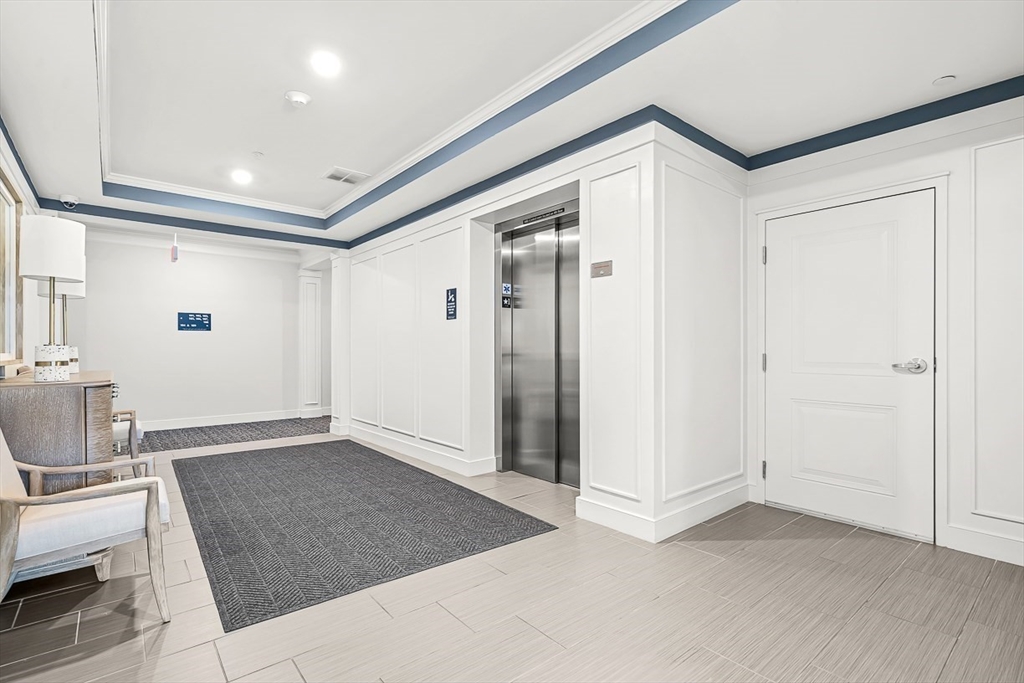 2 Stratton Dr 307