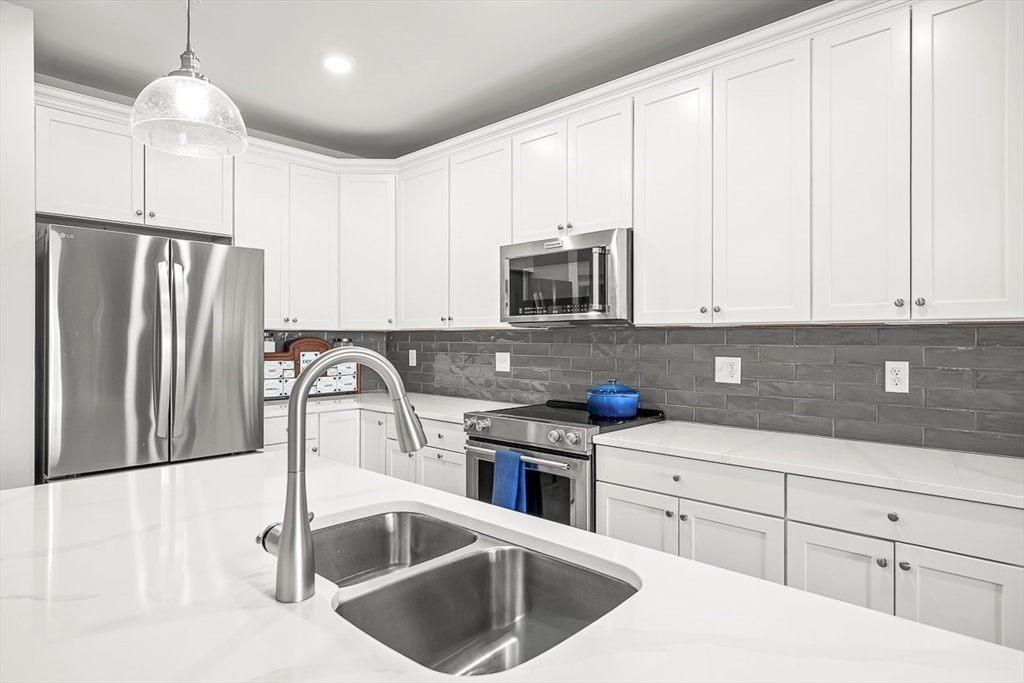 2 Stratton Dr #307, Woburn, MA, 2 Stratton Dr #307, Woburn, MA Photo #9