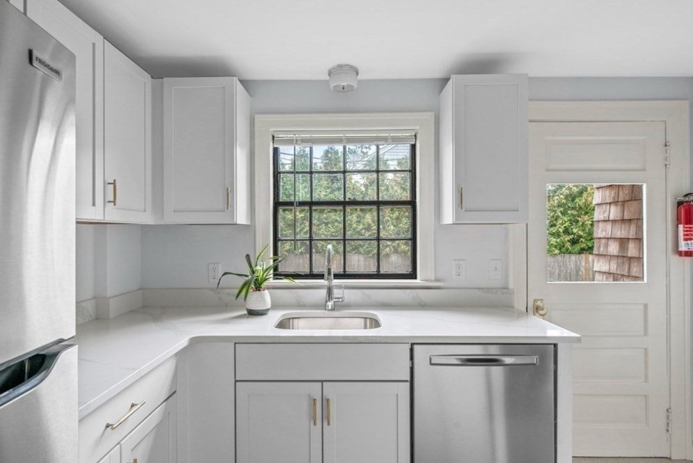 24 Hereford Road, Marblehead, MA, 24 Hereford Road, Marblehead, MA Photo #6