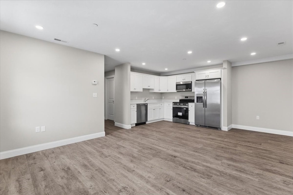 202 Central Street I