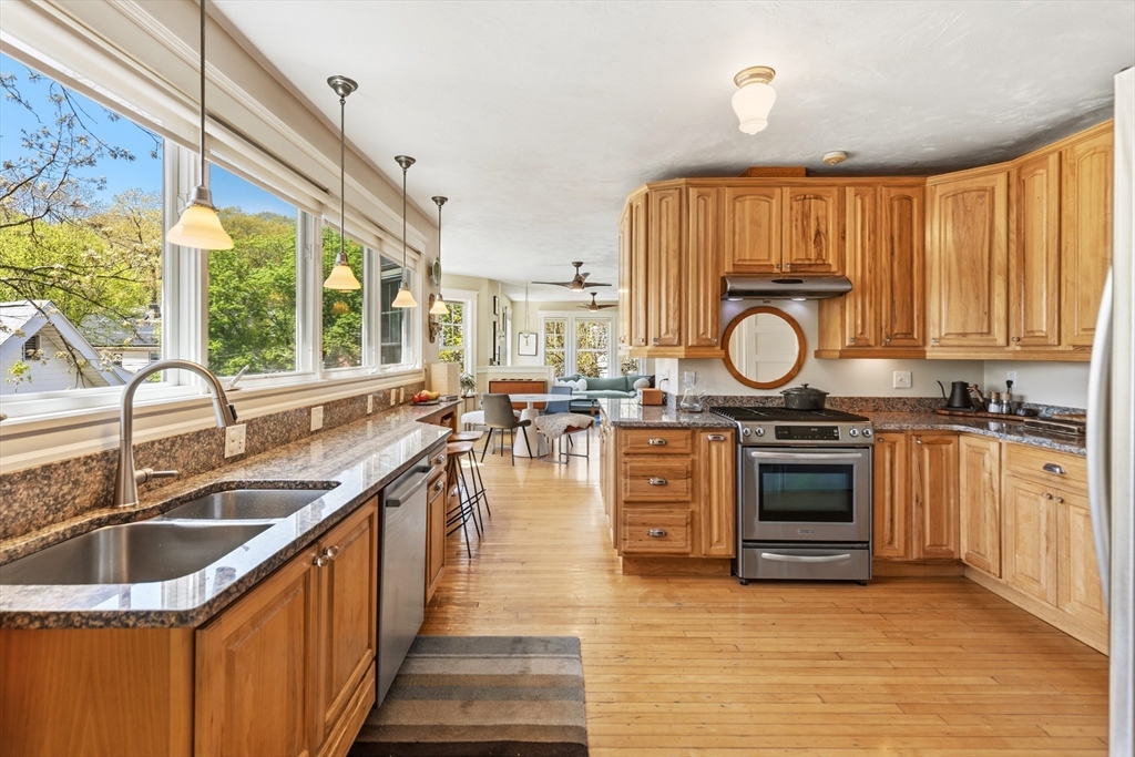 55 Park Ave Ext #55, Arlington, MA Photo #14