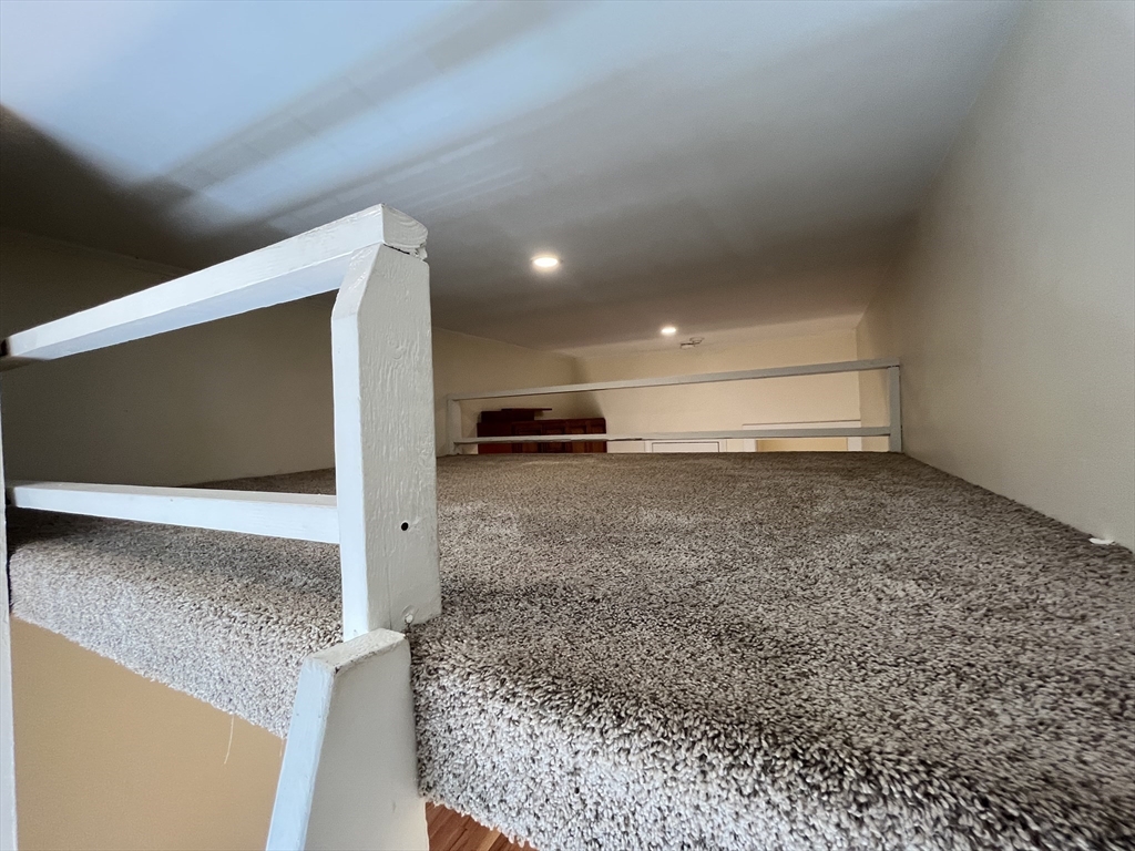 507 Beacon 11