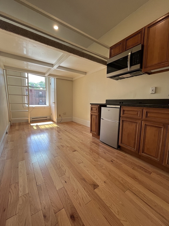 507 Beacon 11