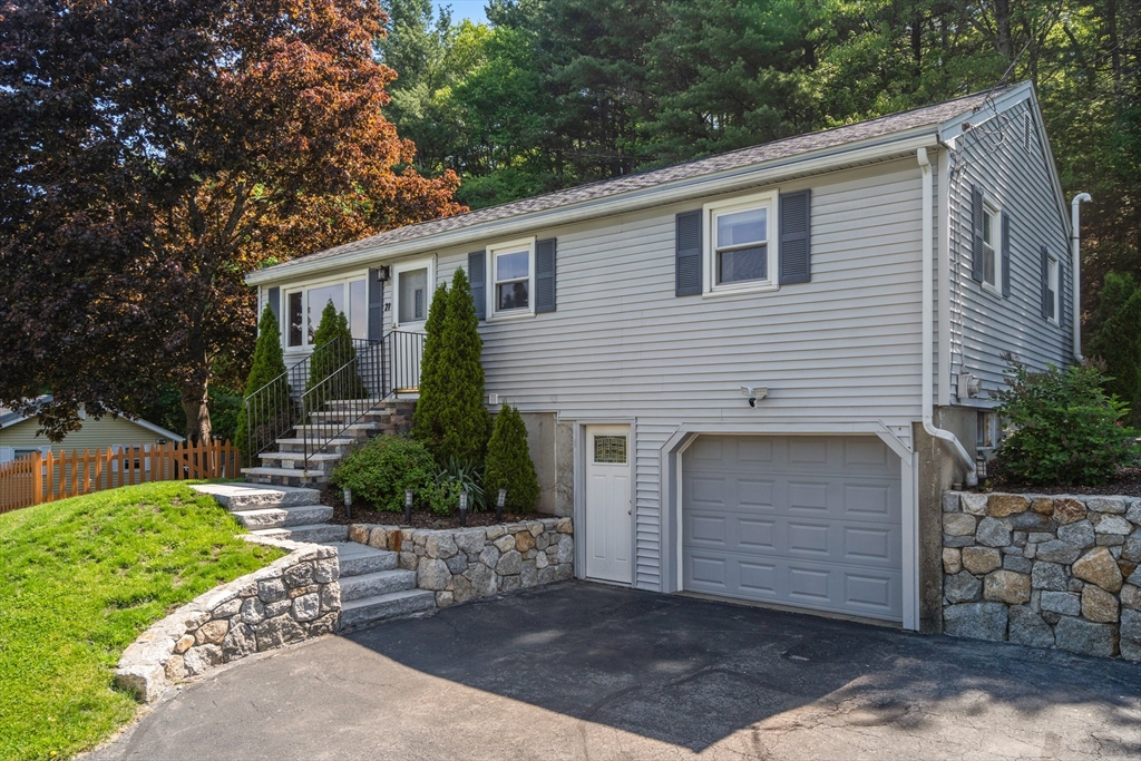 21 Michigan Drive