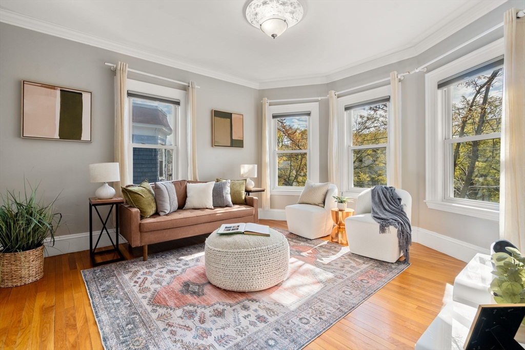 46 Porter St 3