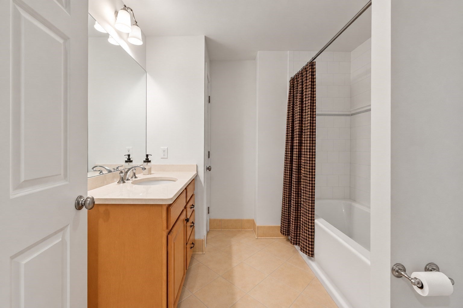 95 Conant St #214, Concord, MA, 95 Conant St #214, Concord, MA Photo #19