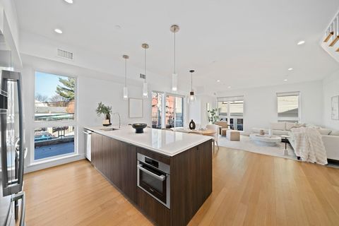 260 Beacon 201 Somerville MA 02143