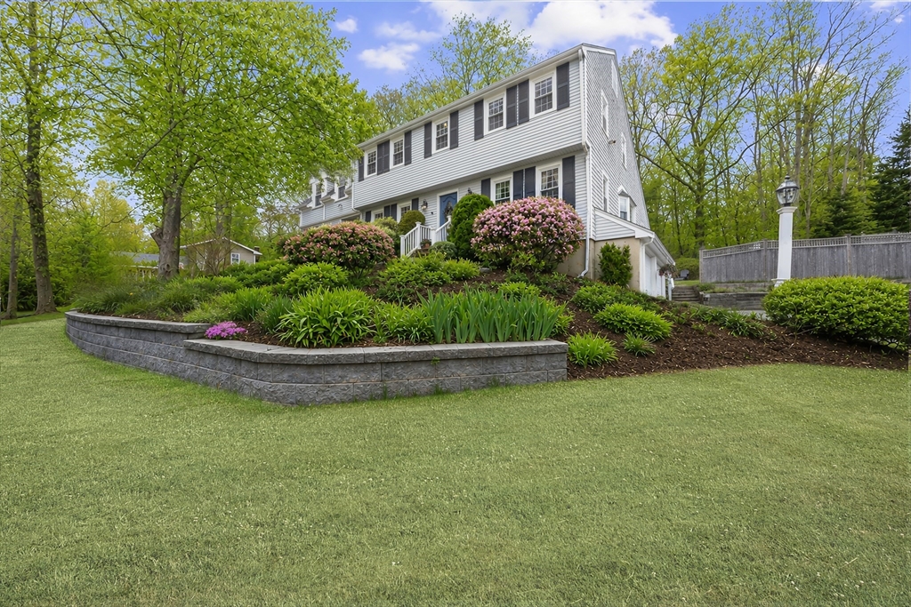9 Hill Dale Rd