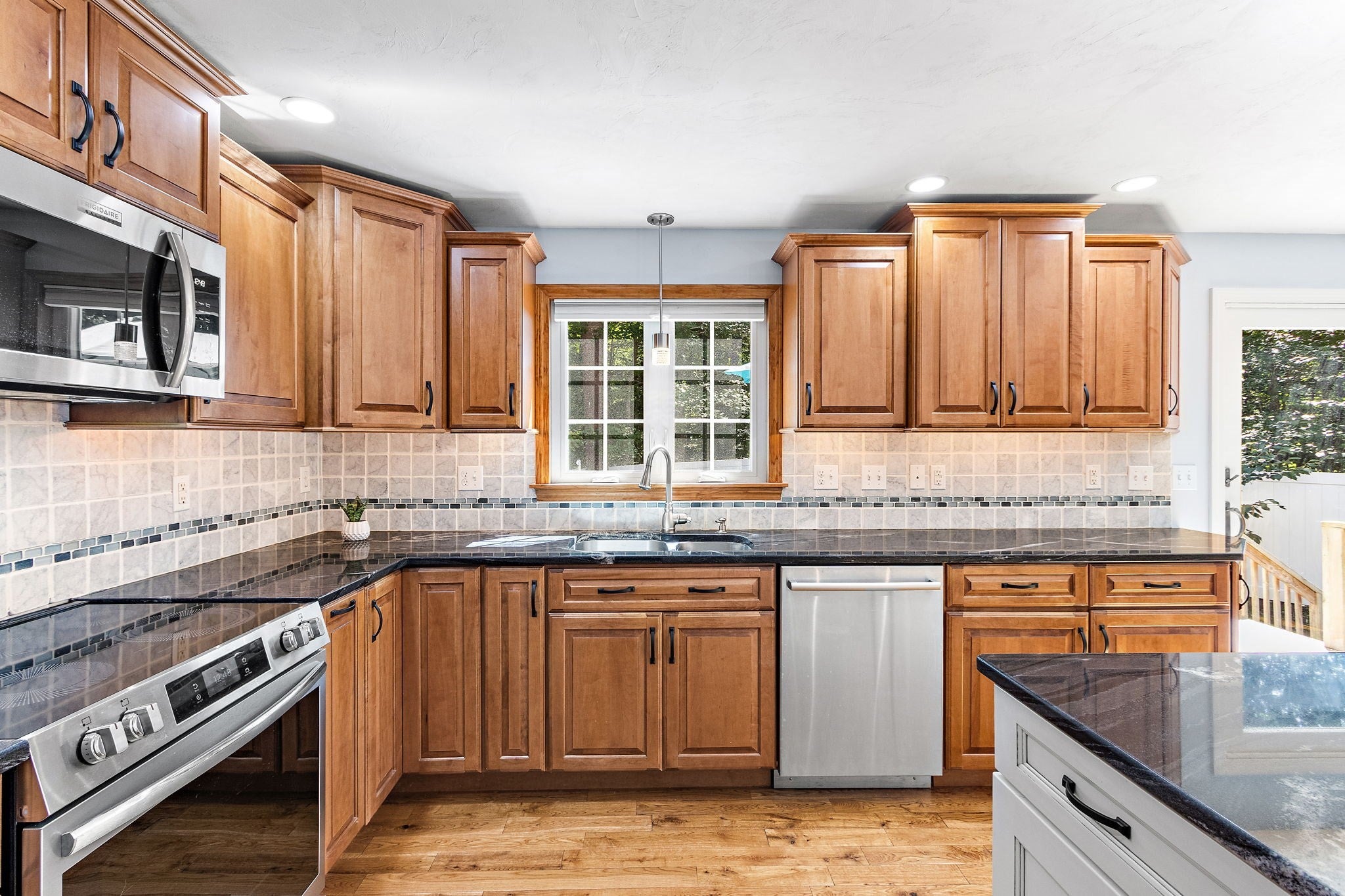 13 Annabel Ln, Franklin, MA, 13 Annabel Ln, Franklin, MA Photo #11