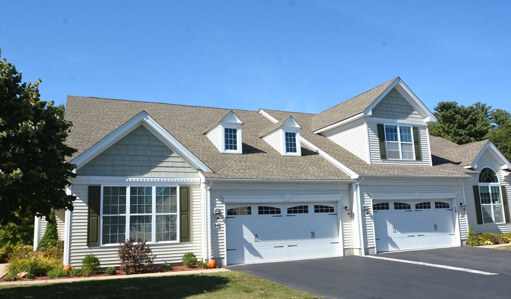 44 Hopkins Circle 44