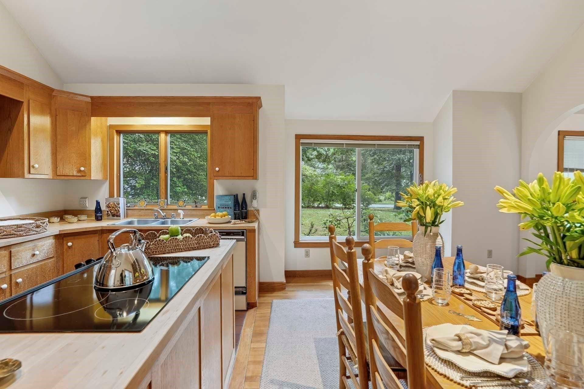 20 Hidden Cove, Oak Bluffs, MA, 20 Hidden Cove, Oak Bluffs, MA Photo #9