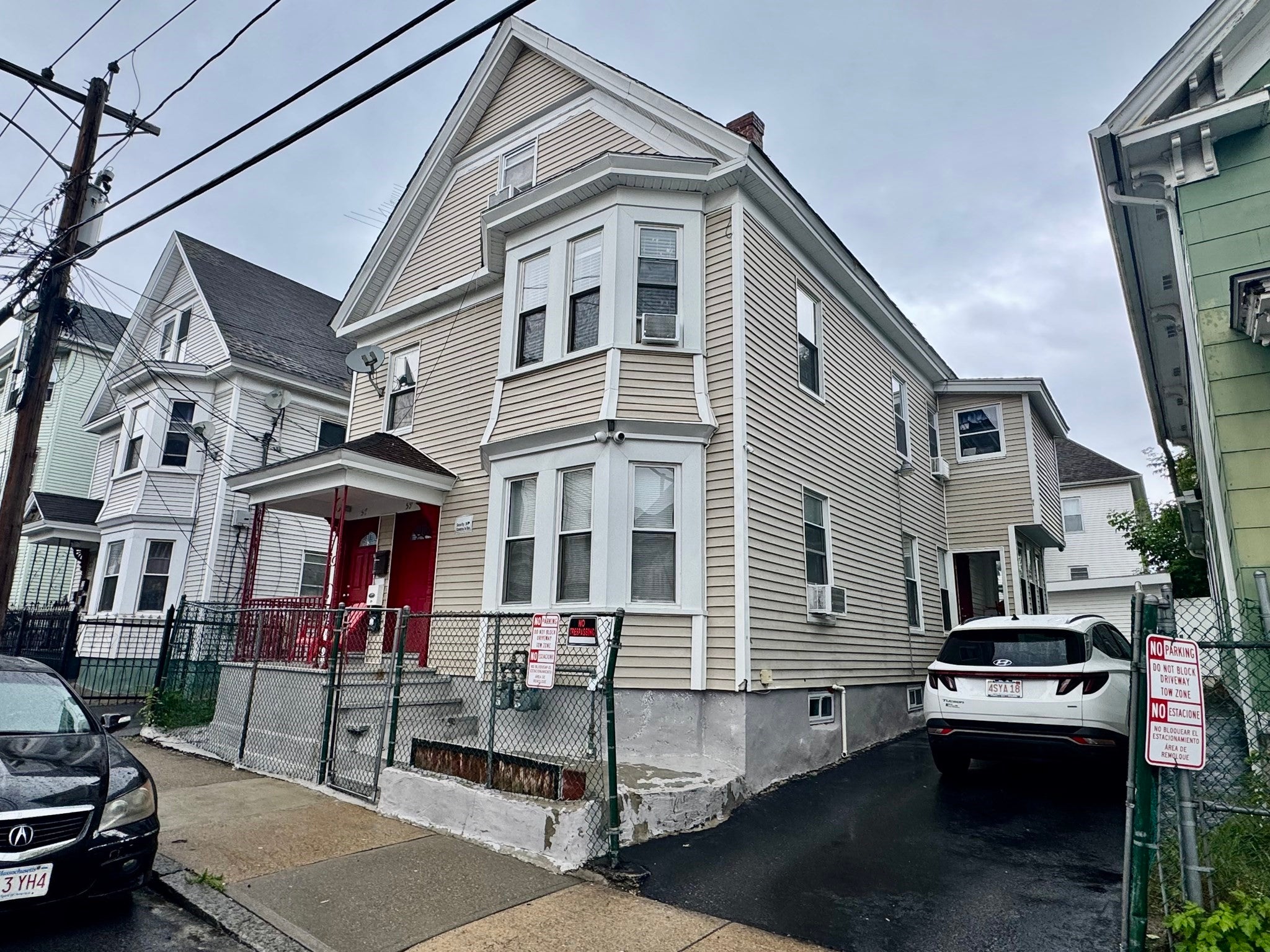 Photo of 57-59 Bennington St, Lawrence, MA