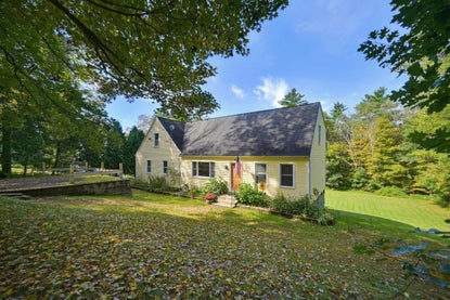 56 Harrington Rd – Investment Home