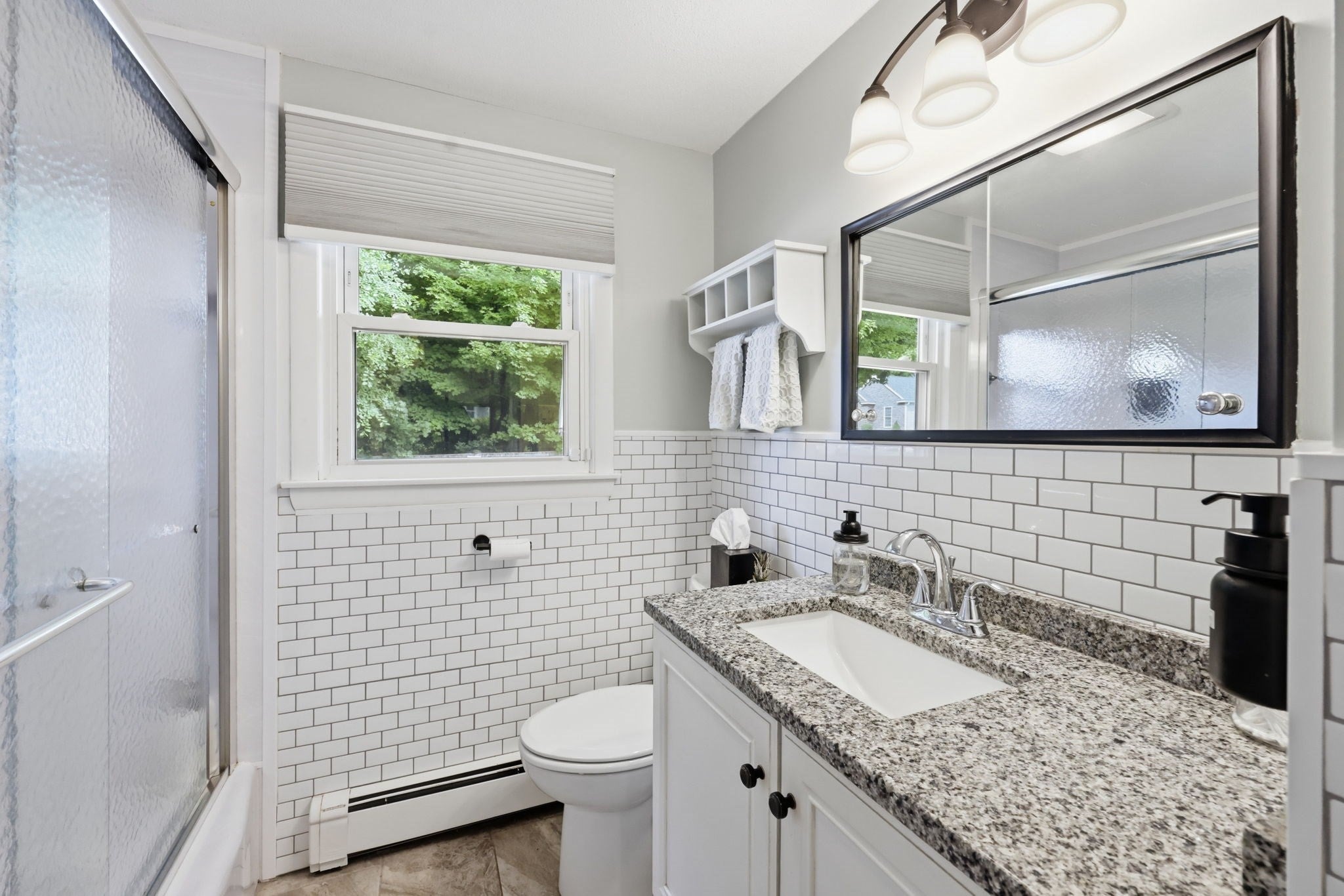393 Cherry St, Holyoke, MA Photo #17
