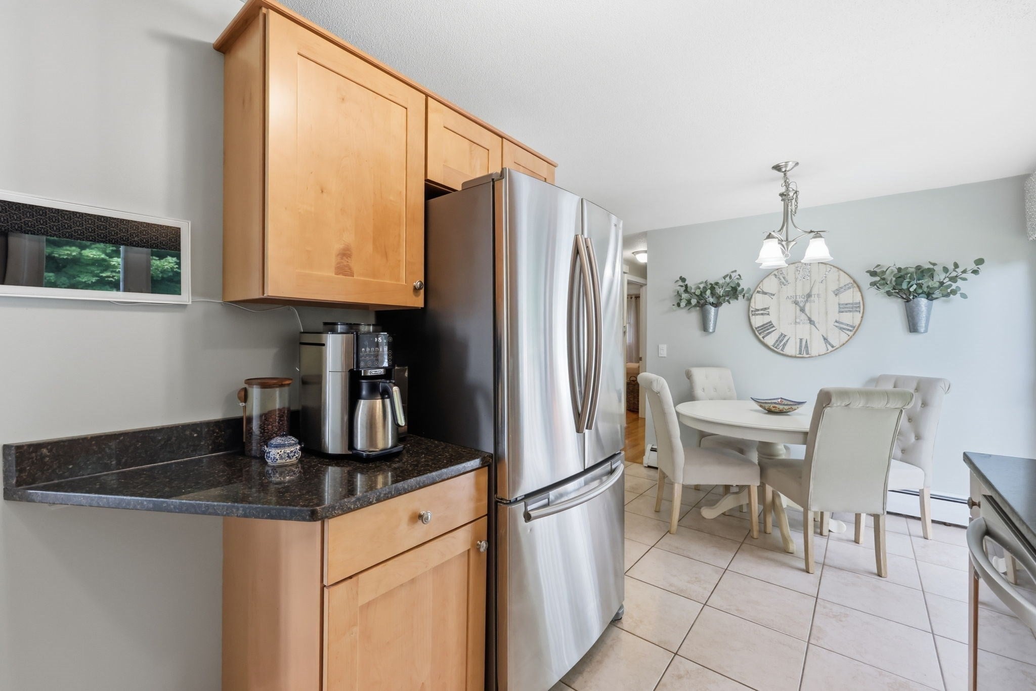 393 Cherry St, Holyoke, MA Photo #8