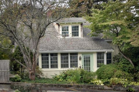 37 Wilson Ave Framingham MA 01702