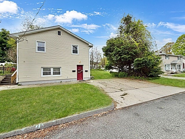 Photo of 34 Marjorie St, Worcester, MA