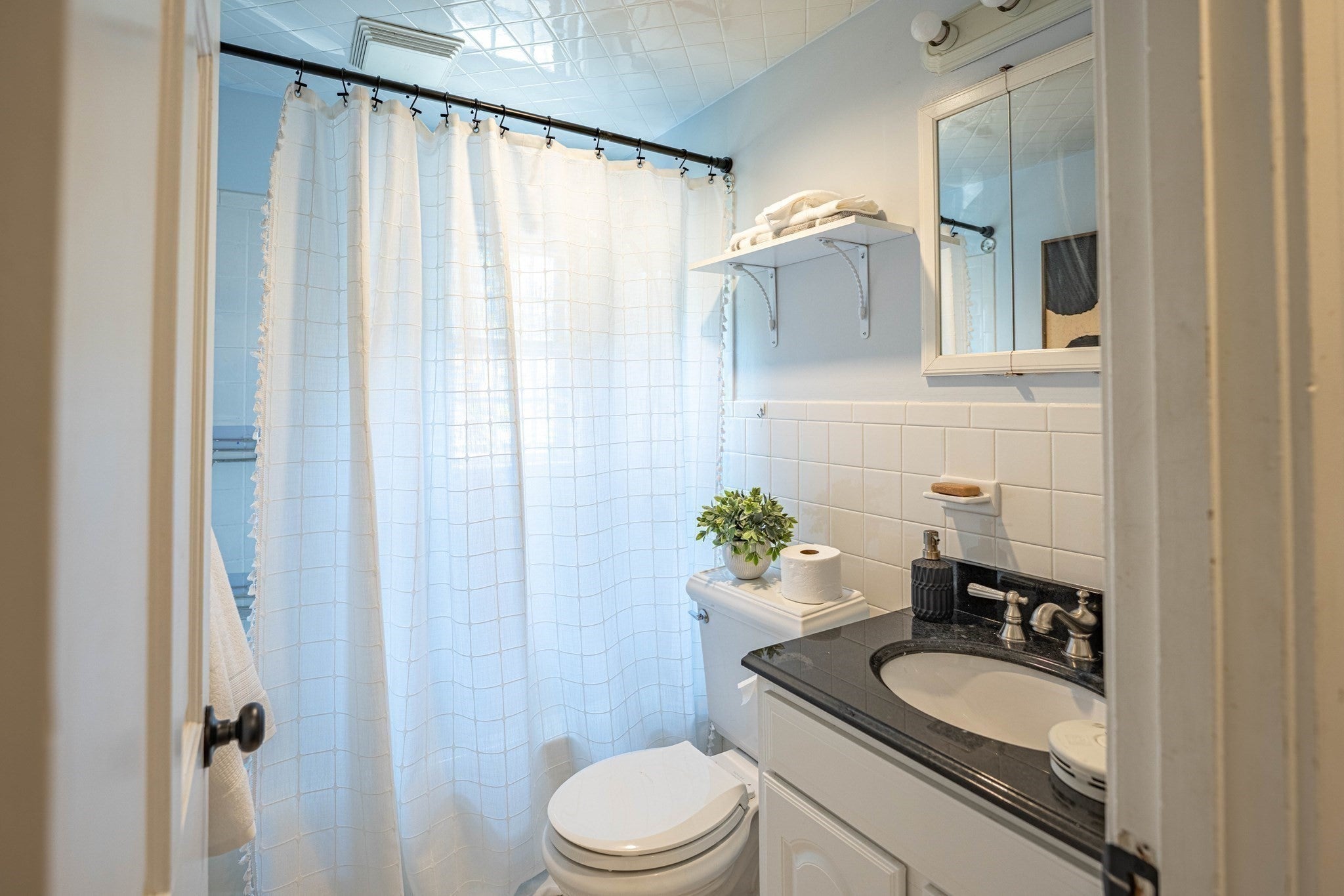 247 Washington St #11, Winchester, MA, 247 Washington St #11, Winchester, MA Photo #10