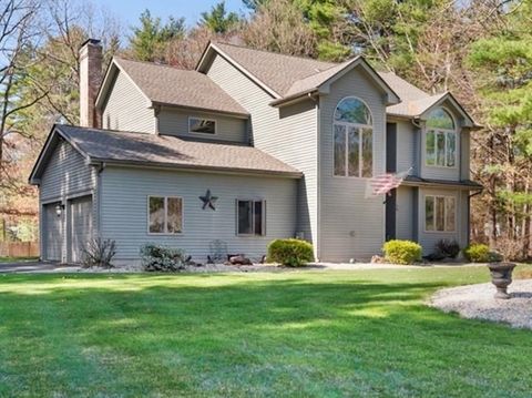 12 Winding Brook Ln East Longmeadow MA 01028