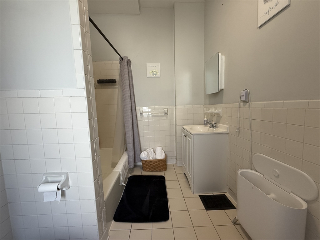 94 Mount Pleasant Avenue #1, Boston, MA Photo #9