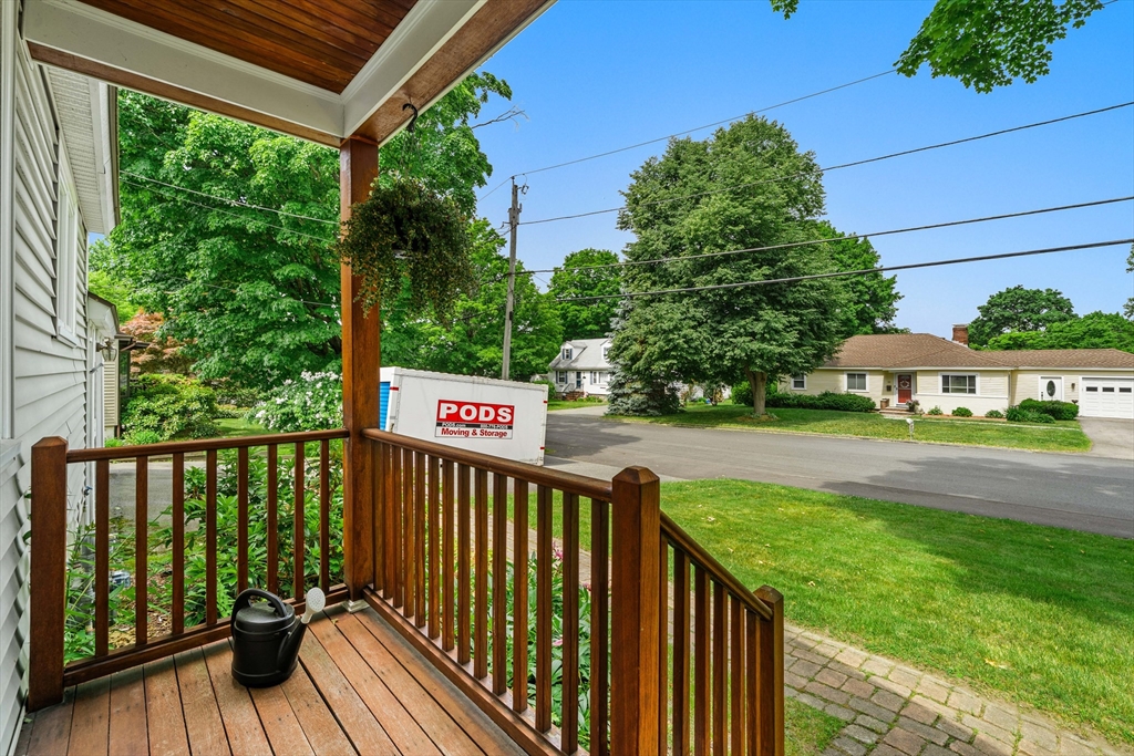 23 Mifflin Dr