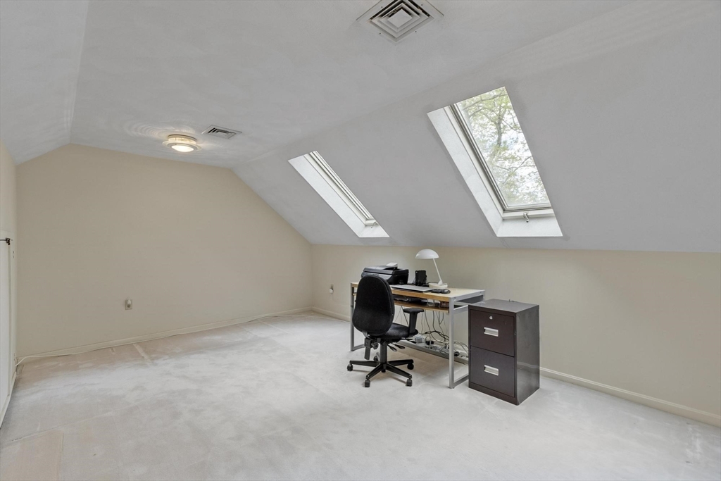 10 Iris Way #10, Haverhill, MA Photo #28