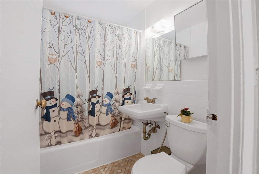 79 Holbrook Rd #2, Quincy, MA Photo #24
